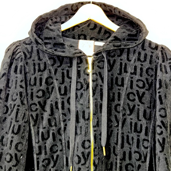 💥TOPS SALE💥 JUICY COUTURE ZIPPERED HOODIE IN BLACK - Picture 2 of 6